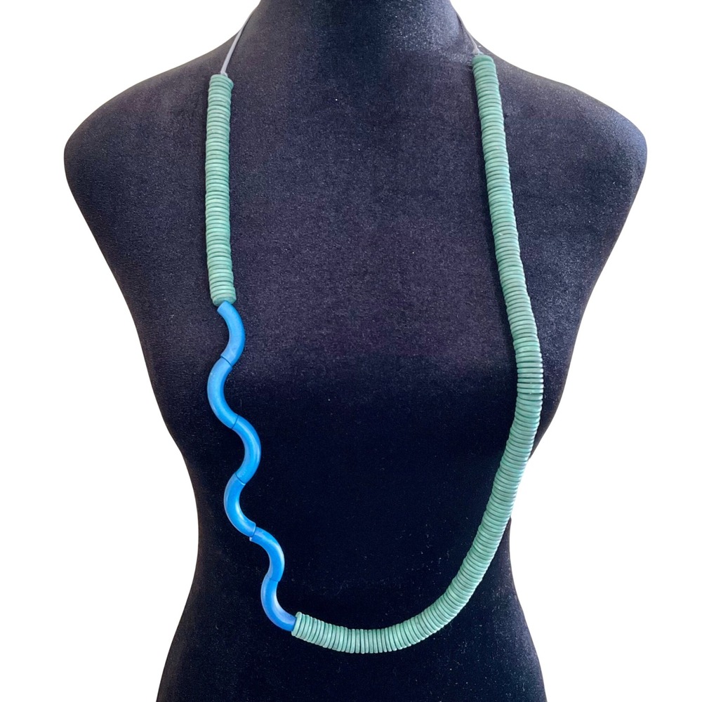 Harmony Accessories Green Blue Disc Wavy Resin Long Necklace‎ NWT Hippie Boho